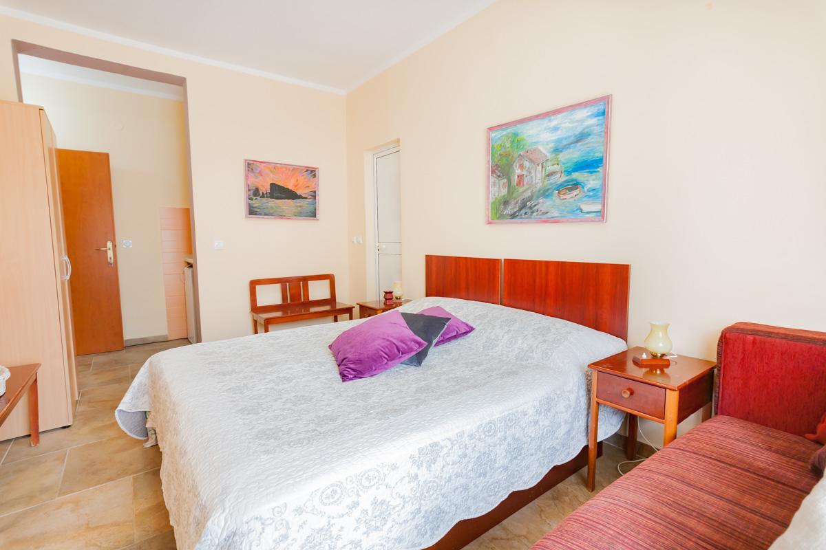 Vongola Apartment Утеха Екстериор снимка