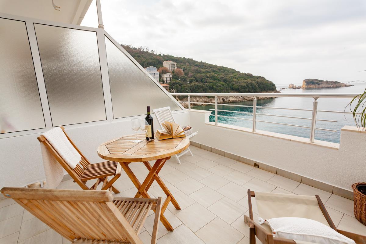 Vongola Apartment Утеха Екстериор снимка