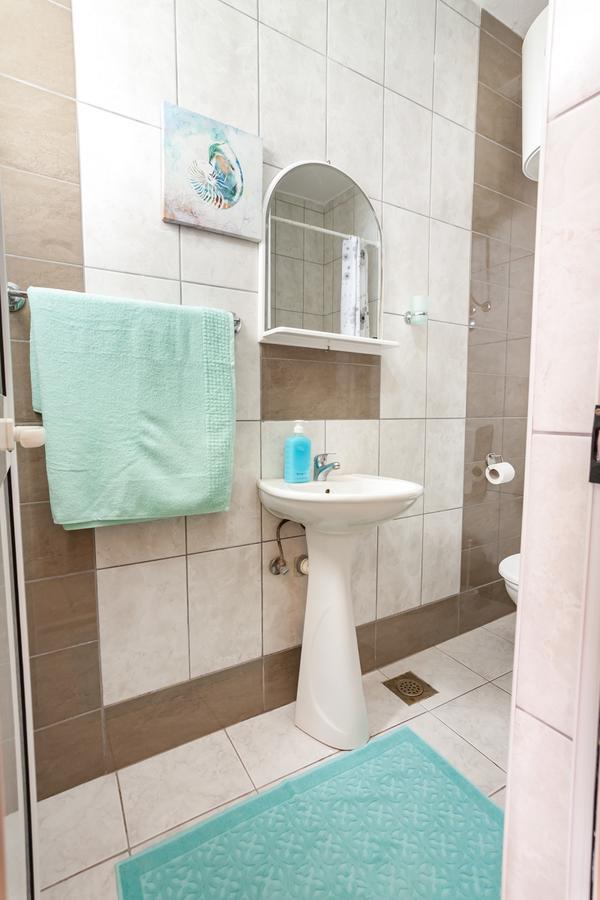 Vongola Apartment Утеха Екстериор снимка