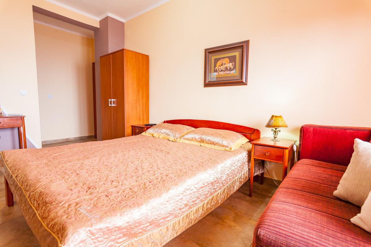Vongola Apartment Утеха Екстериор снимка