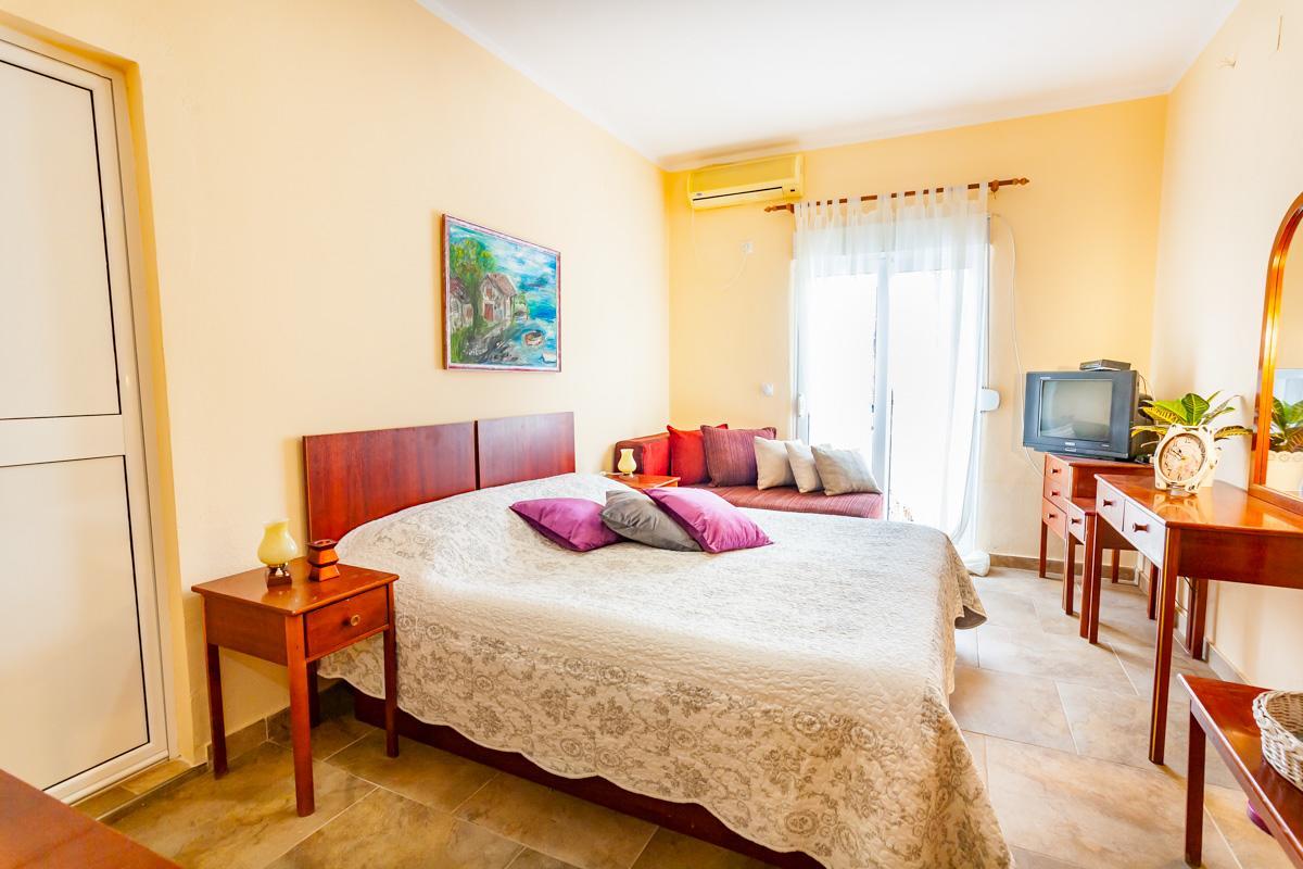 Vongola Apartment Утеха Екстериор снимка